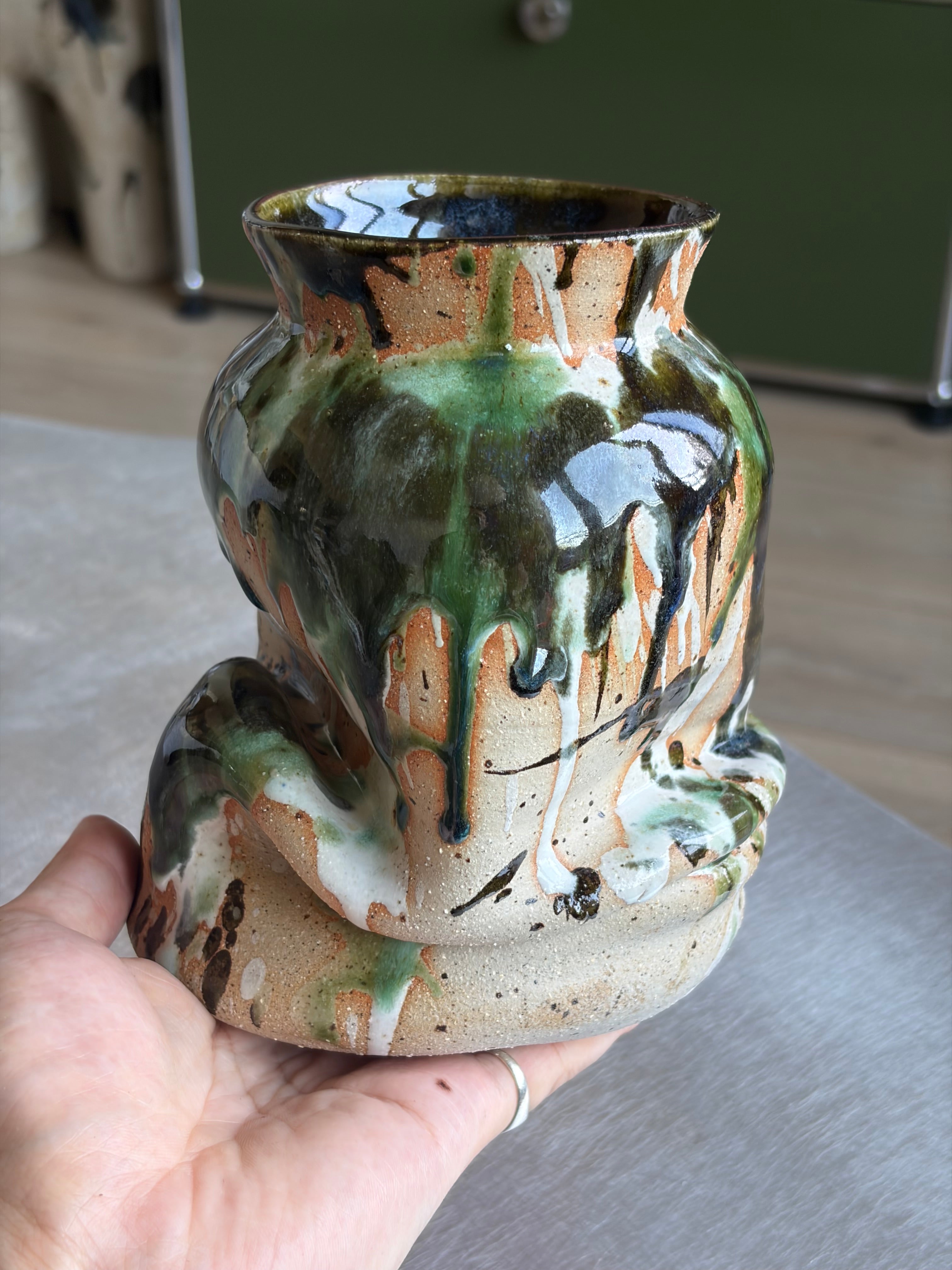 Warped Vase — Splashed №1