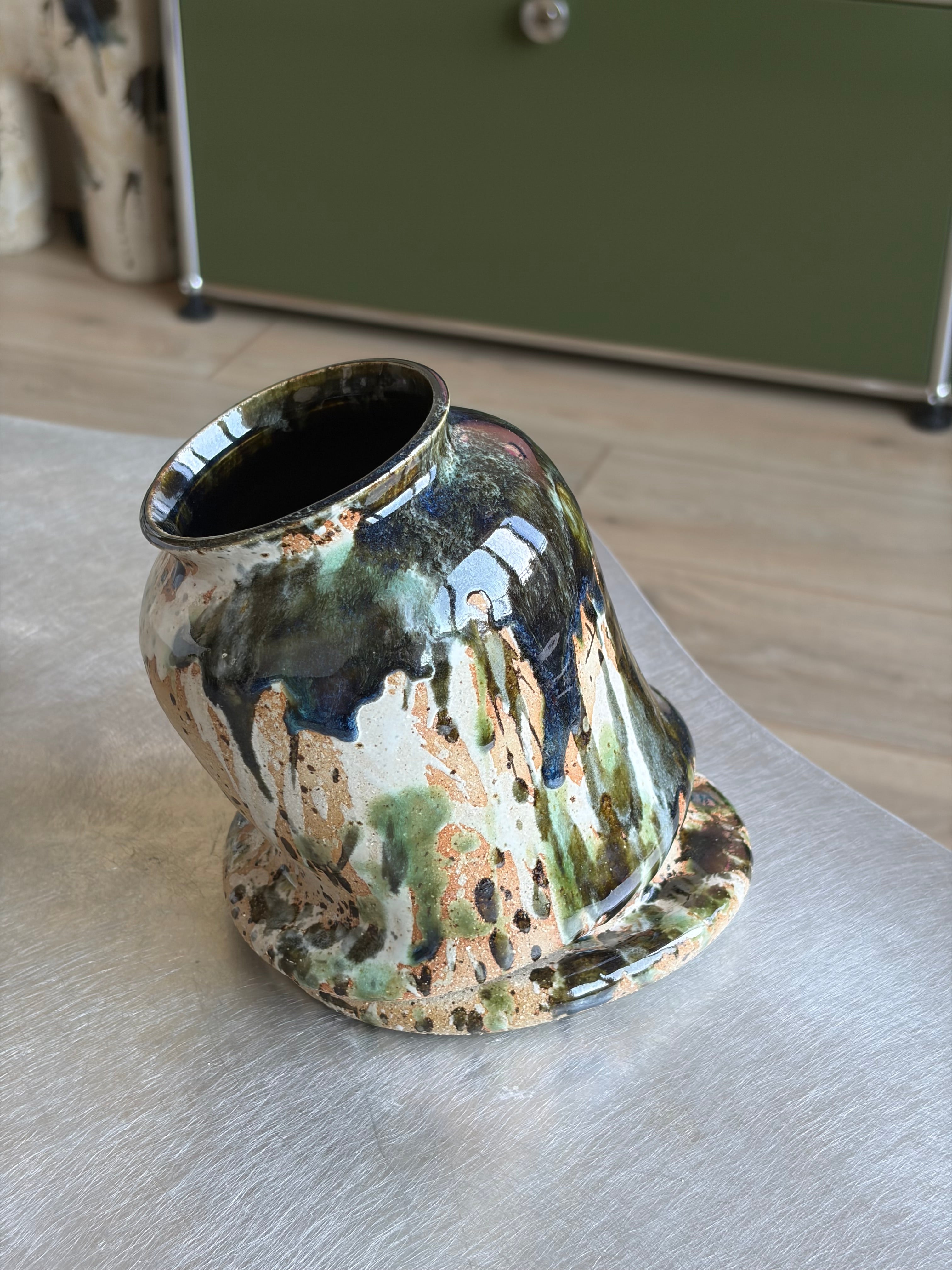 Warped Vase — Splashed №2