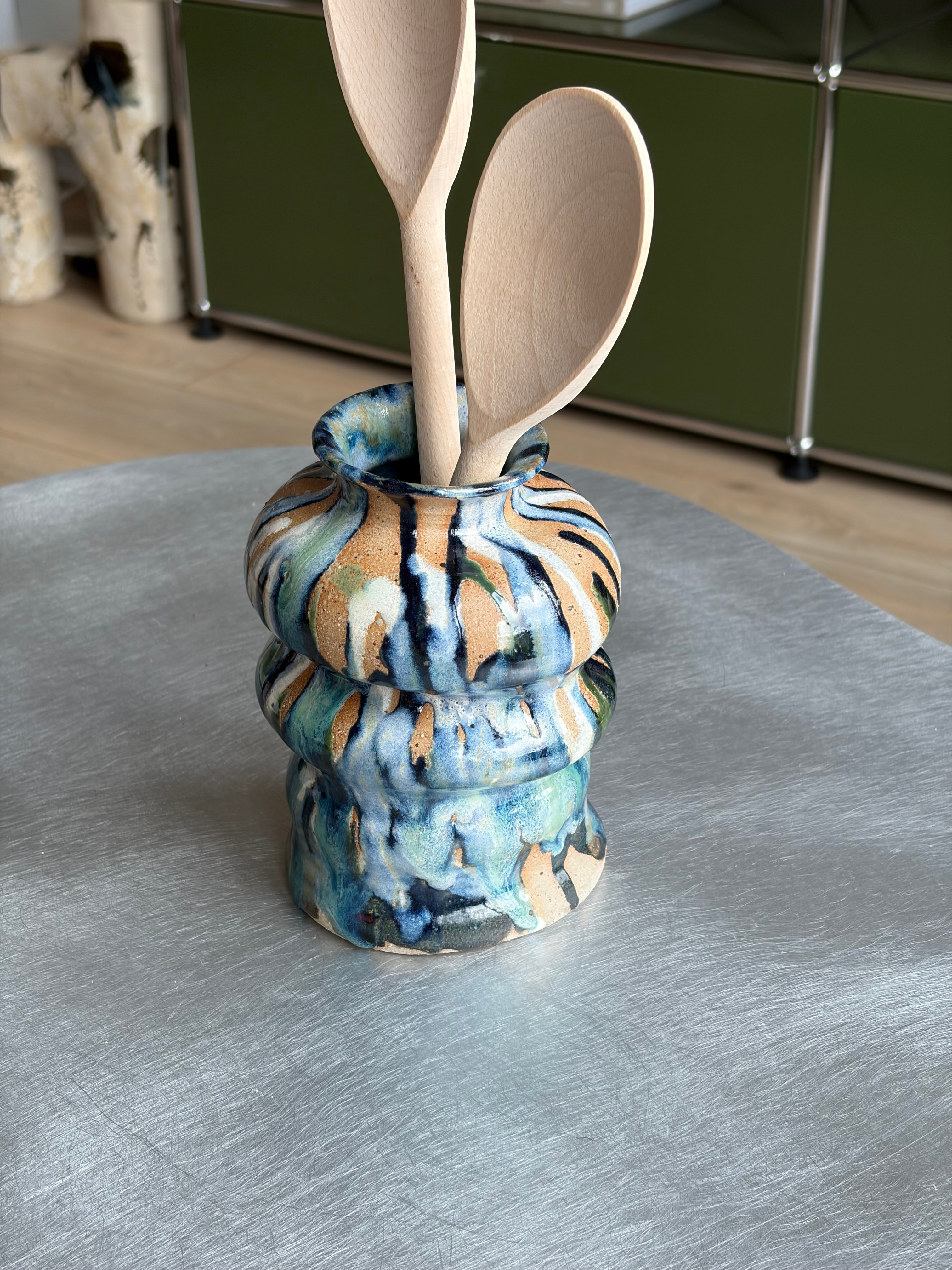 Warped Vase — Multi №1