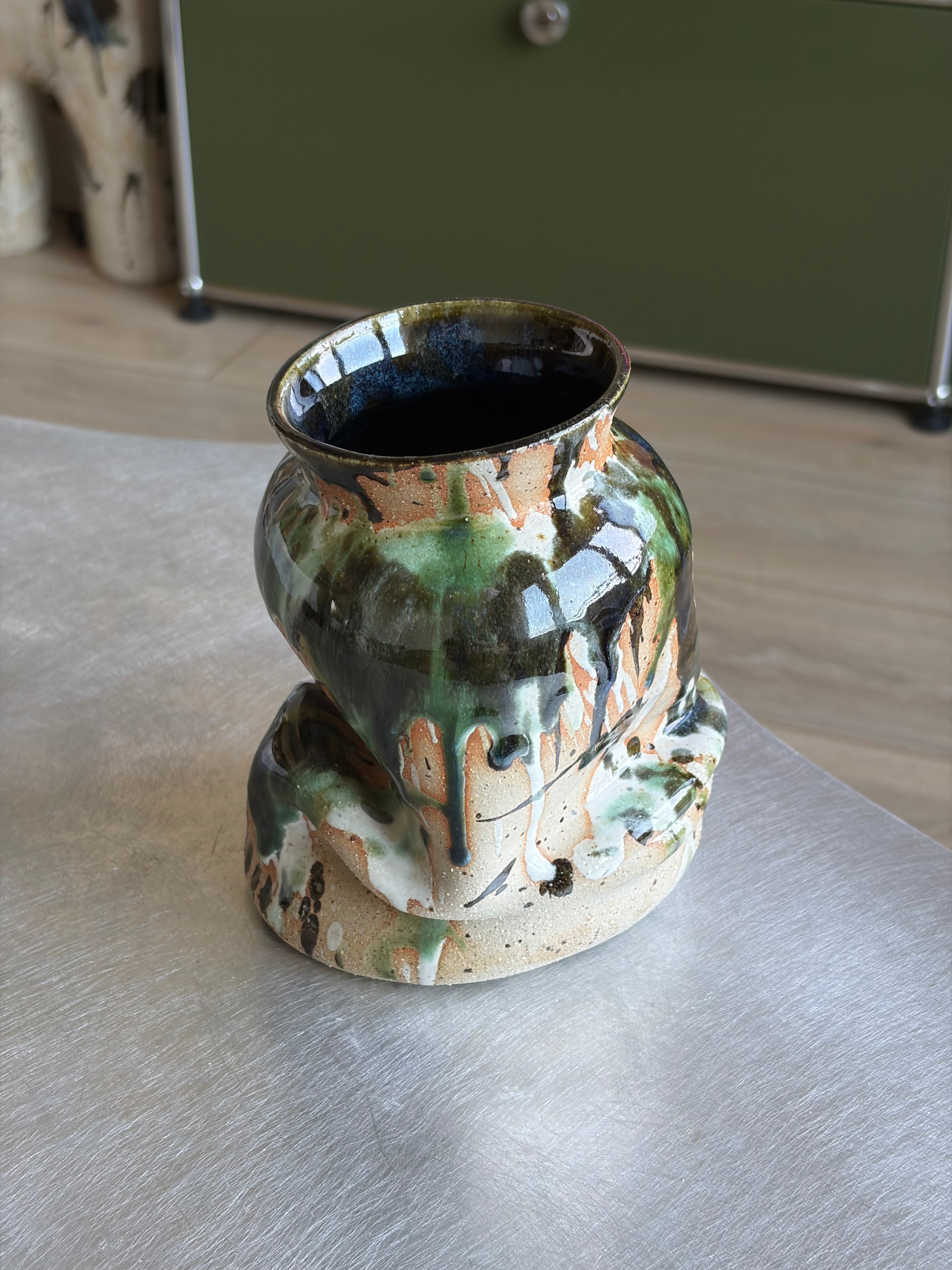 Warped Vase — Splashed №1