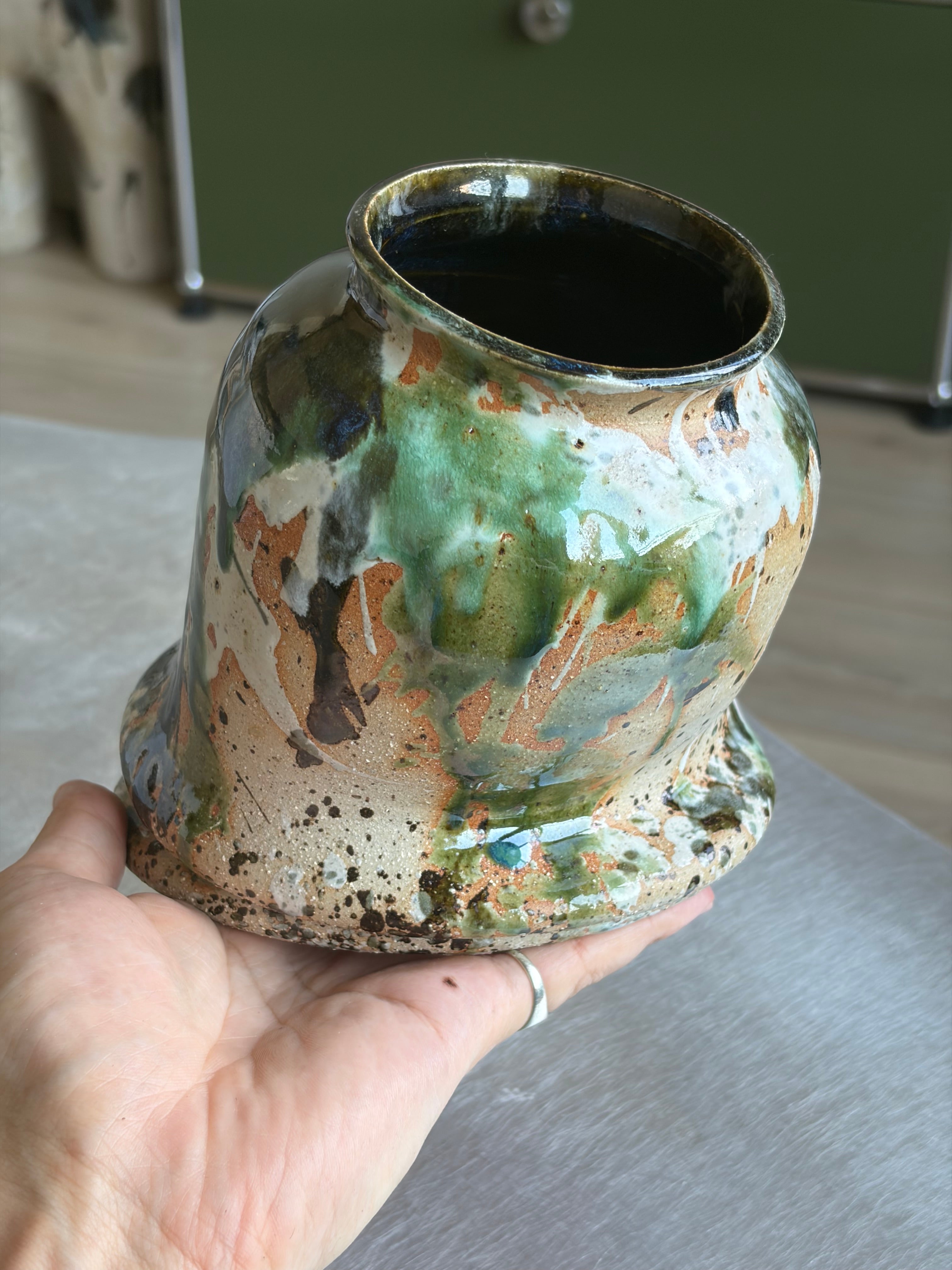 Warped Vase — Splashed №2