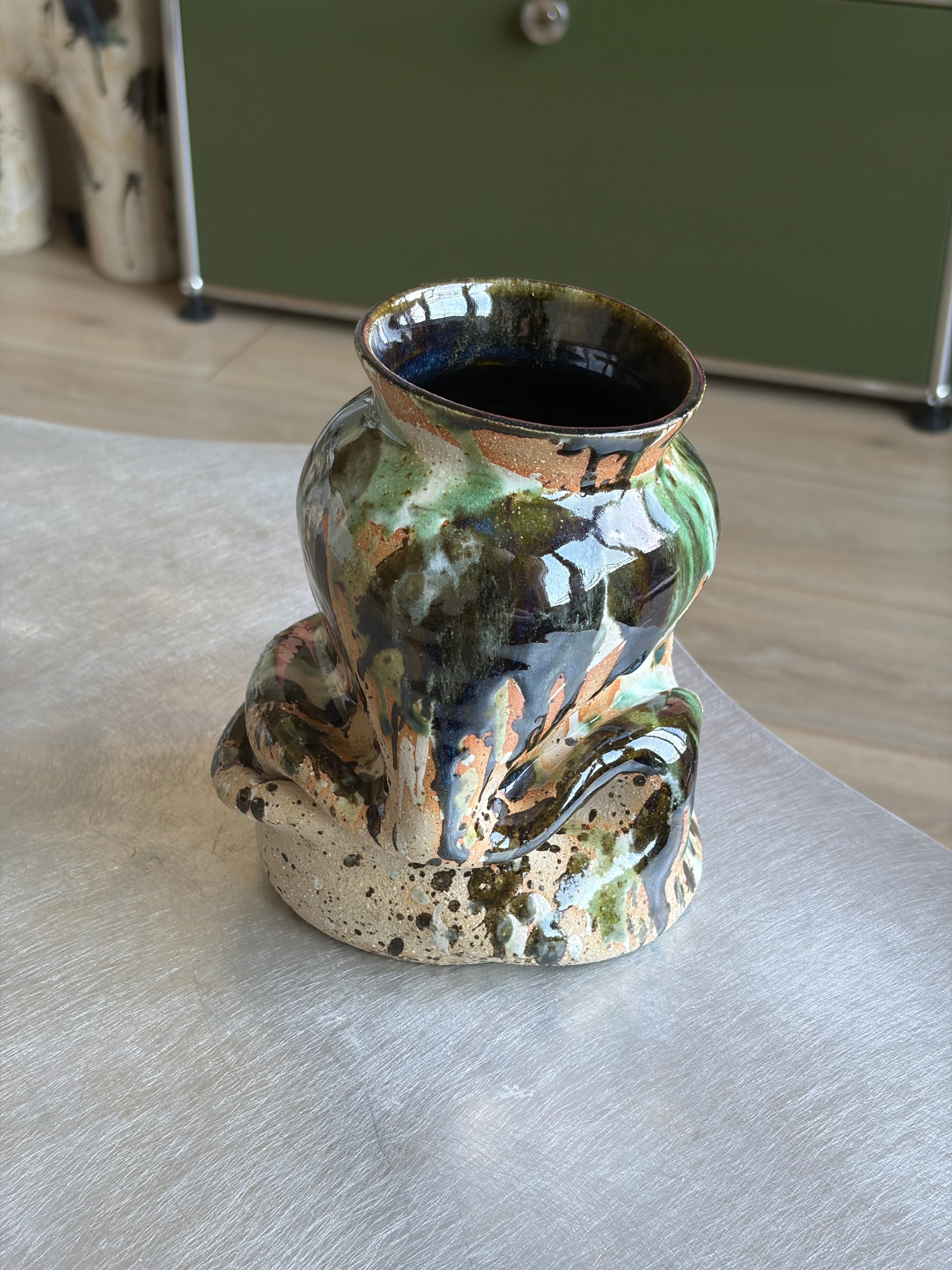 Warped Vase — Splashed №1