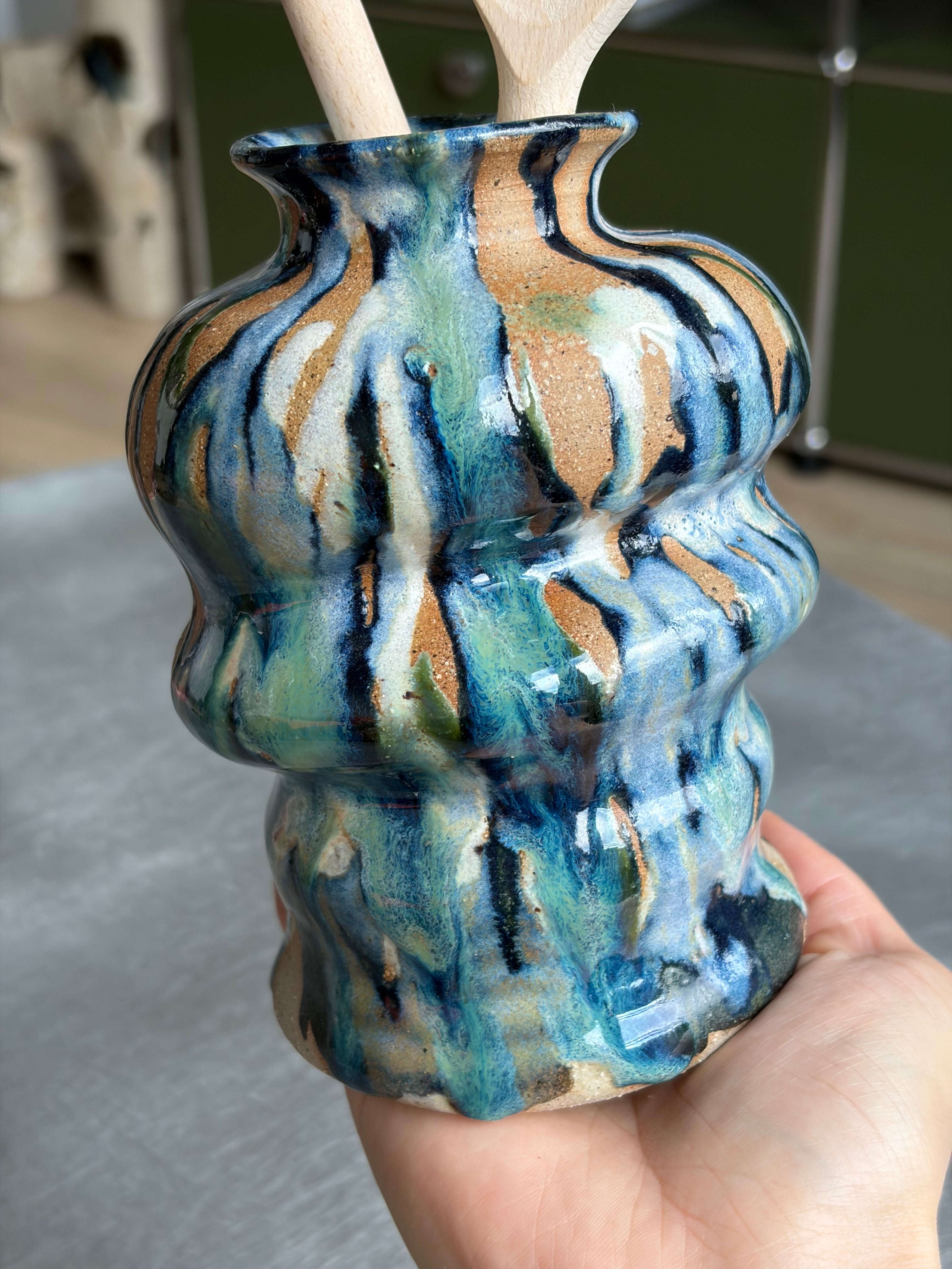 Warped Vase — Multi №1