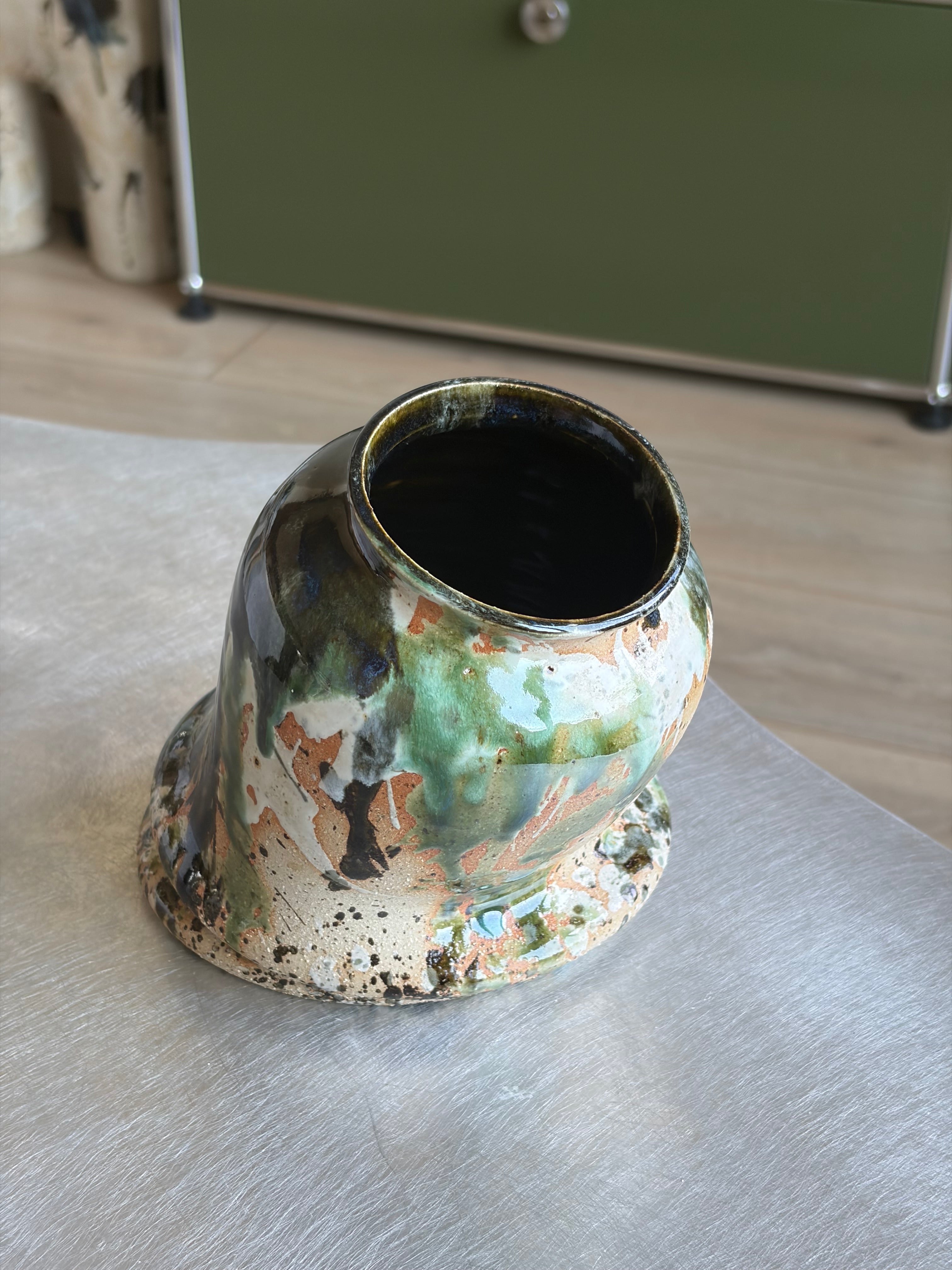 Warped Vase — Splashed №2