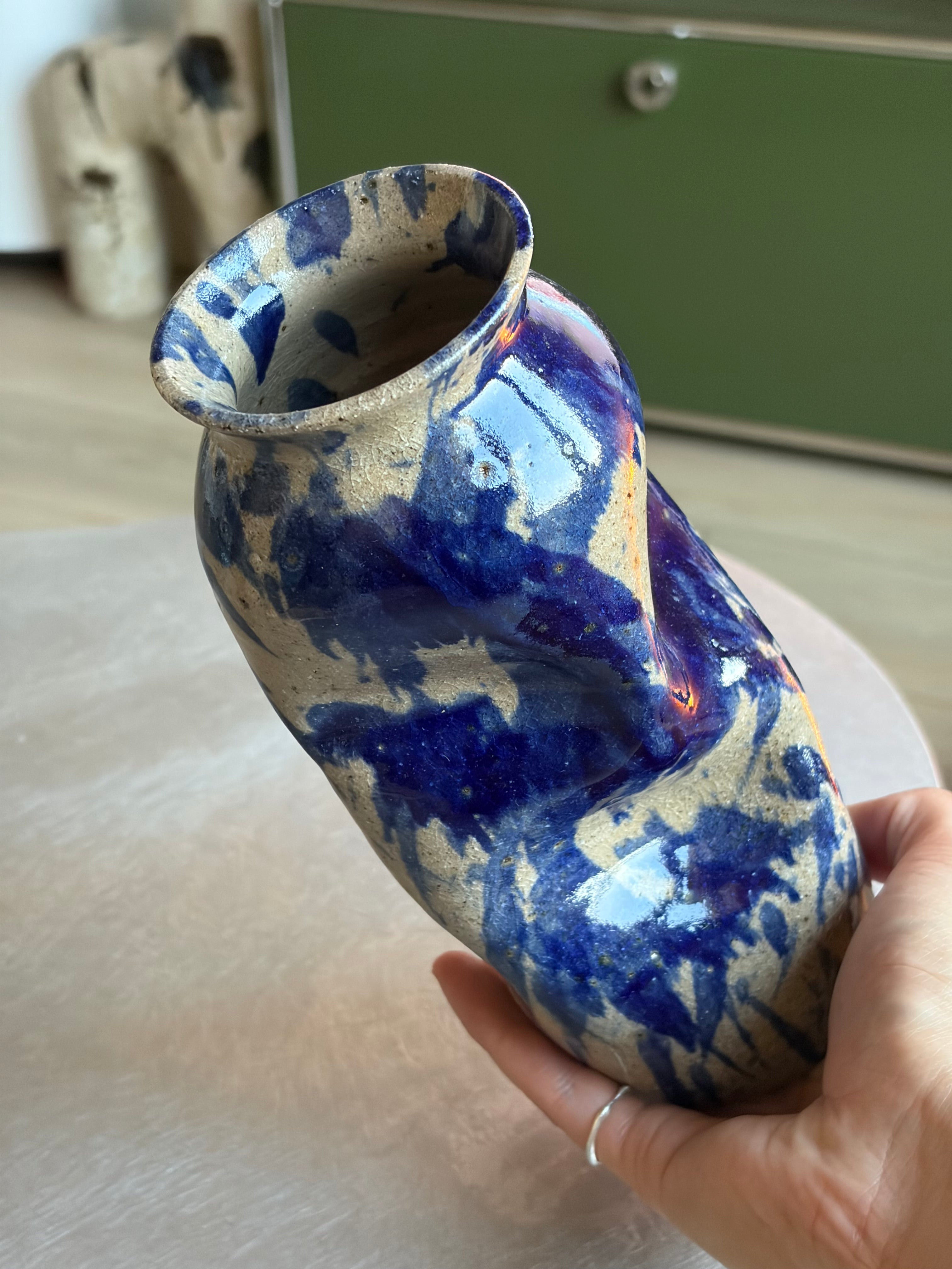 Warped Vase — Splashed Colbat №1