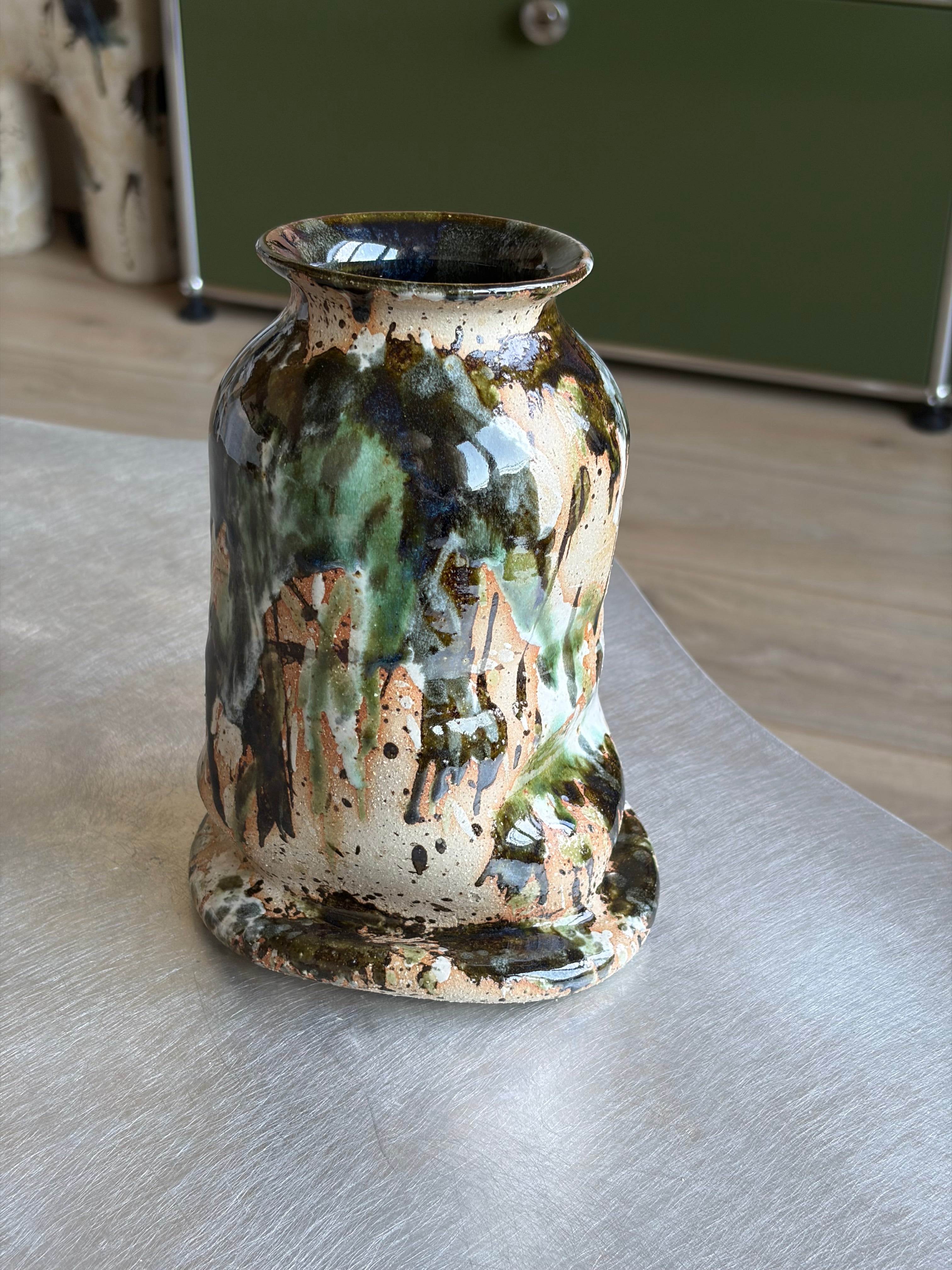 Warped Vase — Splashed №4