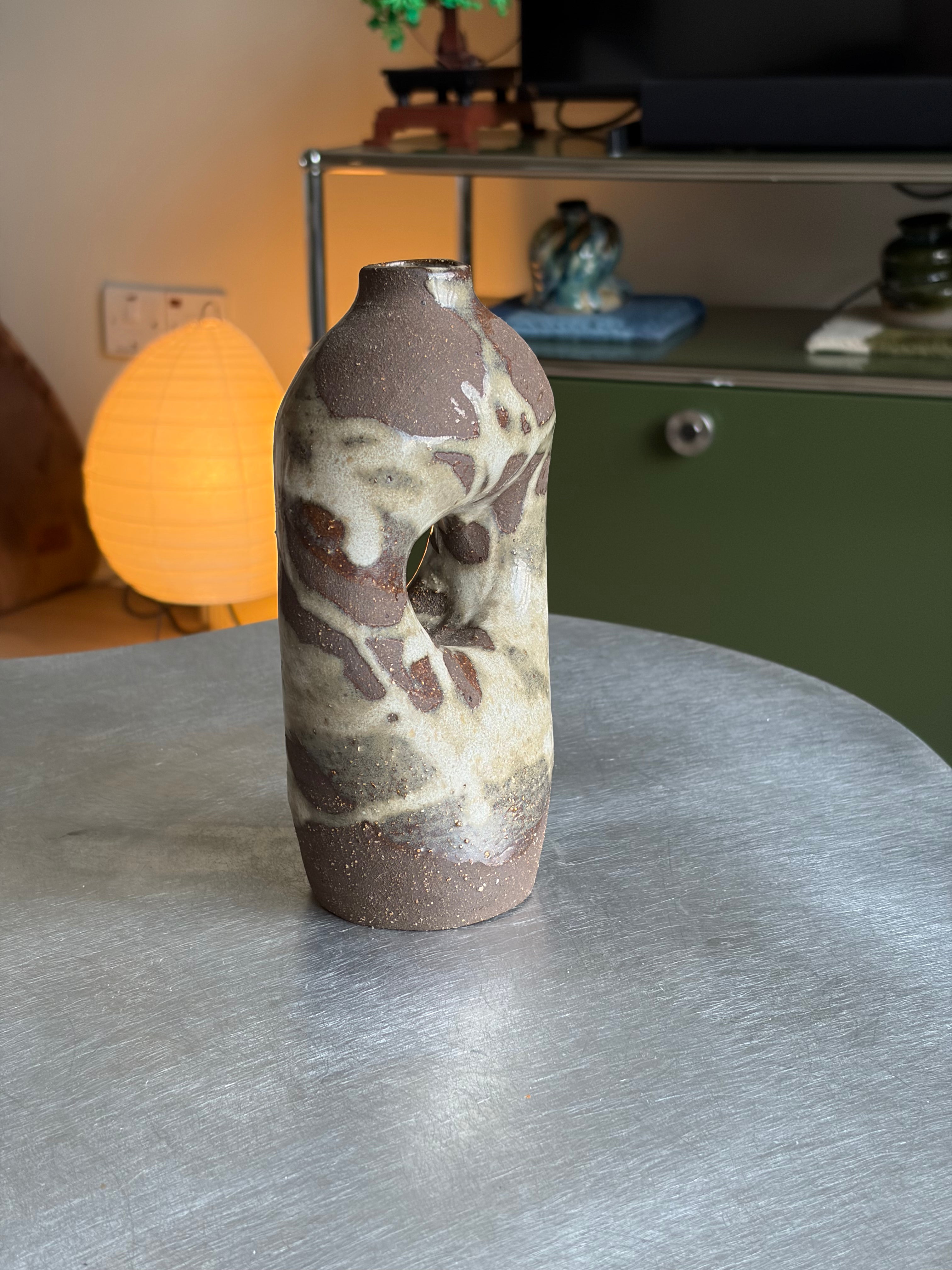 Archive Donut Vase — Brown