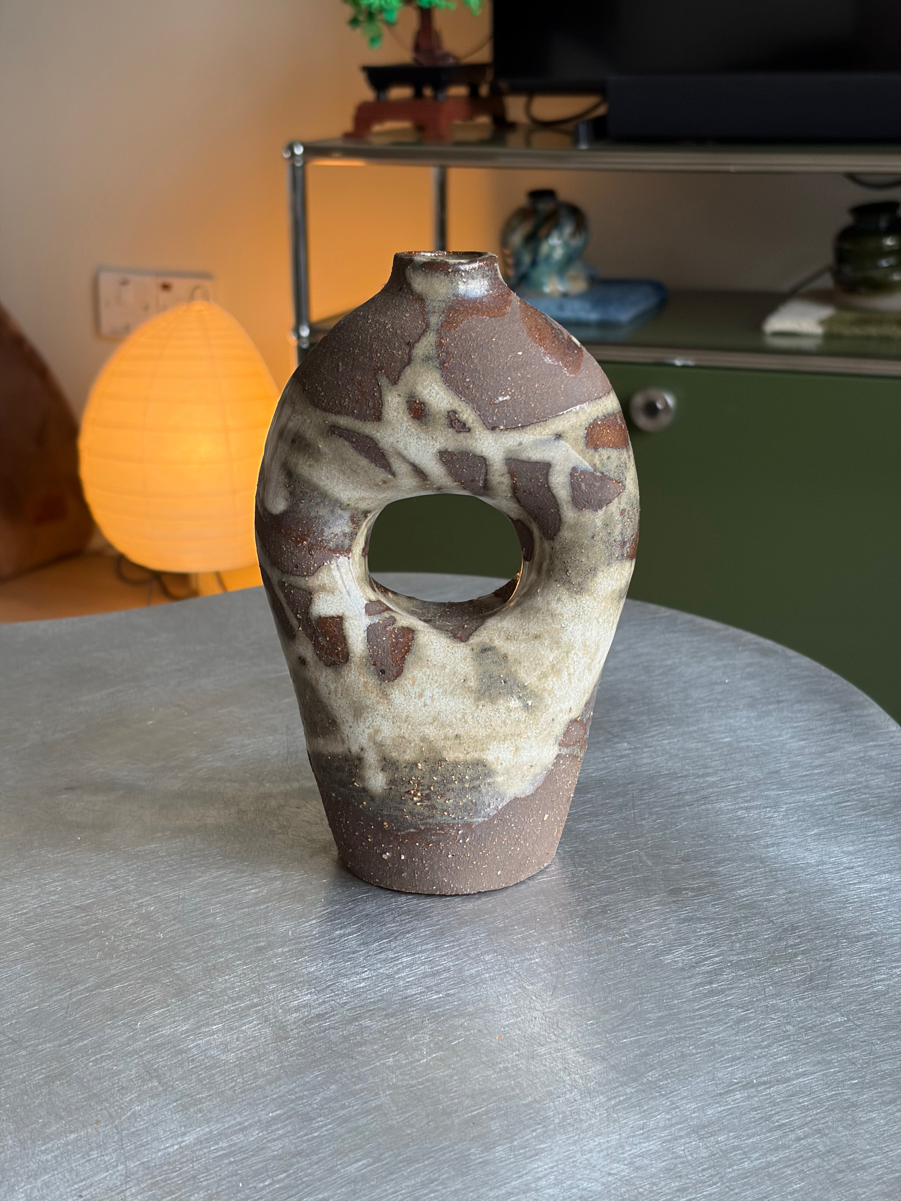Archive Donut Vase — Brown