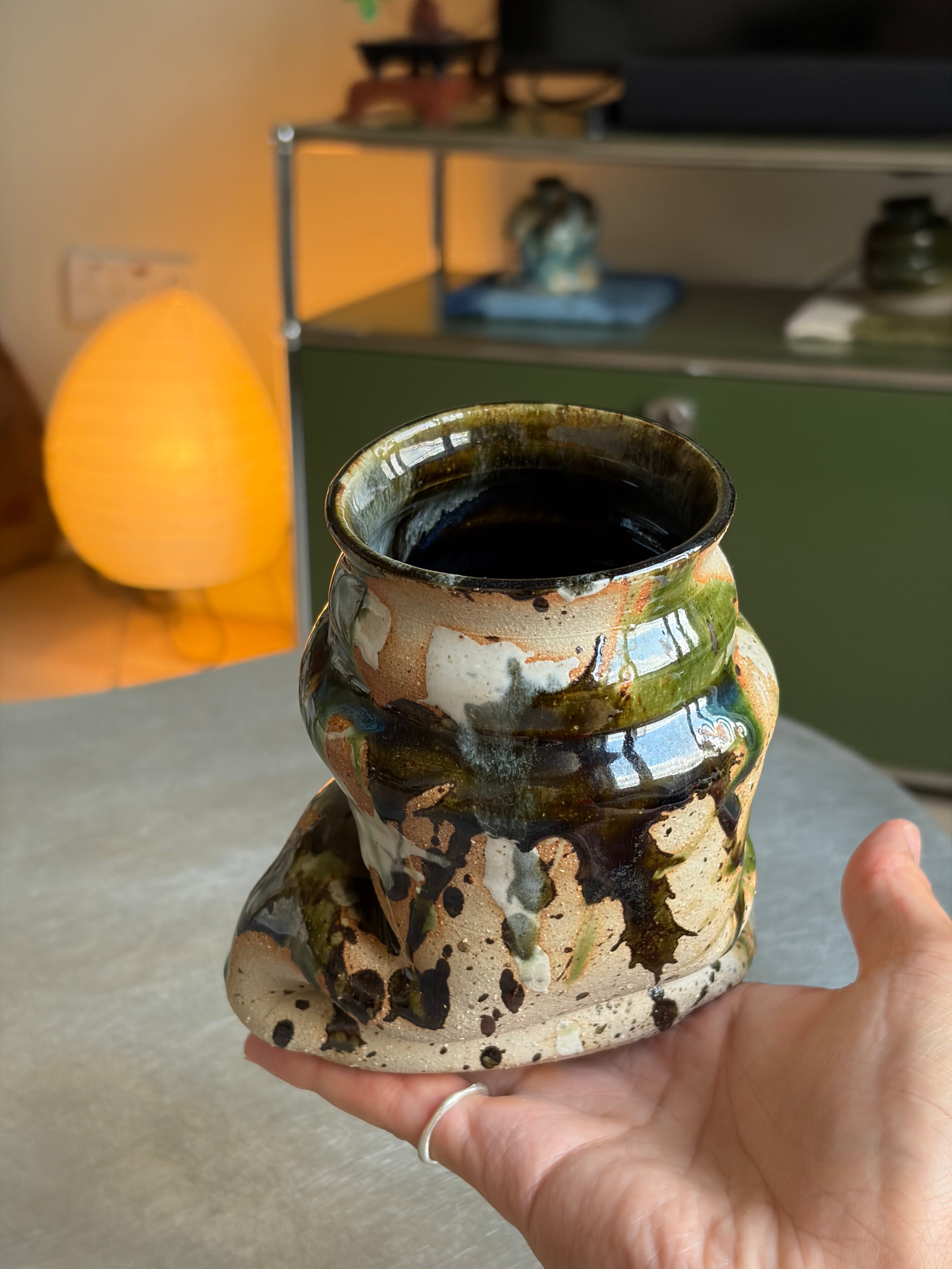 Warped Vase —  Small Splash № 1