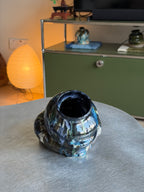 Warped Vase — Black № 1