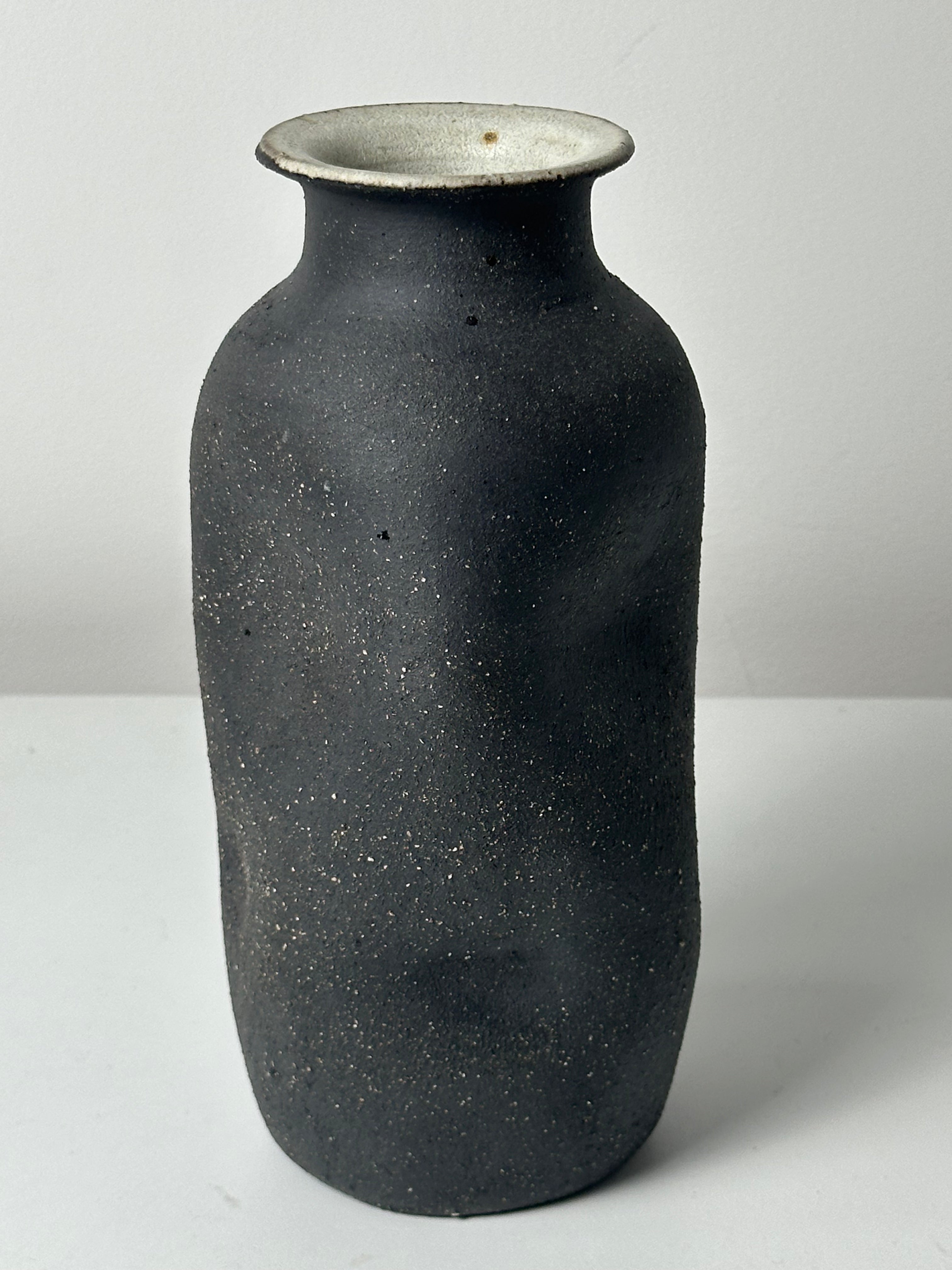 Warped Vase — Raw Matte Black #3
